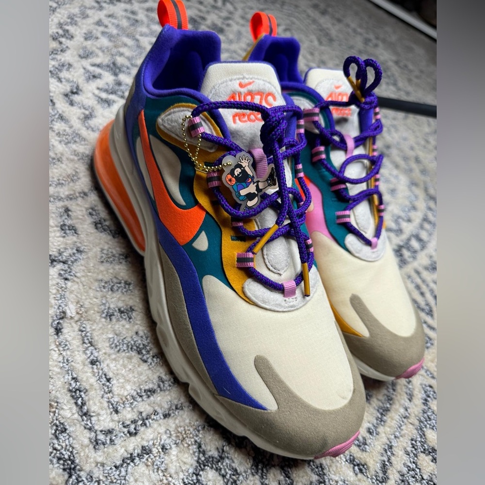 Nike Air Max 270 React Light Orewood Brown